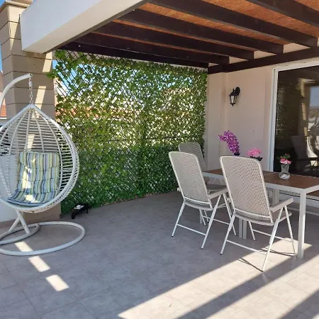 Palms B1 204 Appartamento Pyla