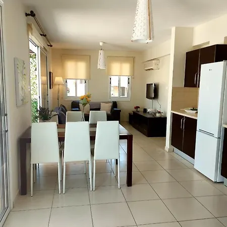 Palms B1 204 Apartment *